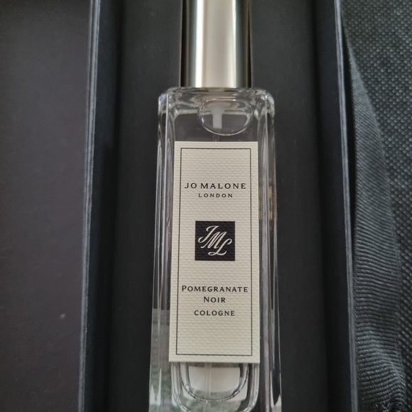 30ml Jo Malone pomegranate noir cologne - Picture 3 of 3